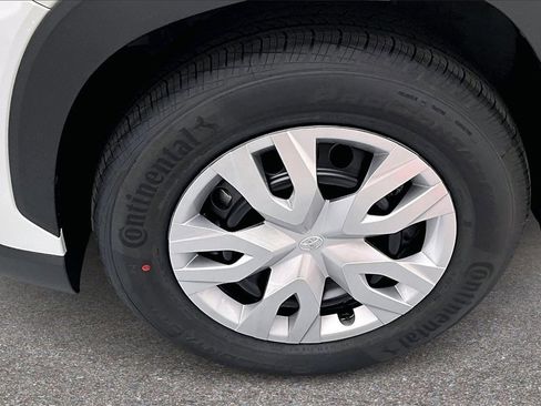 New 2026 Toyota Corolla Cross L image 9