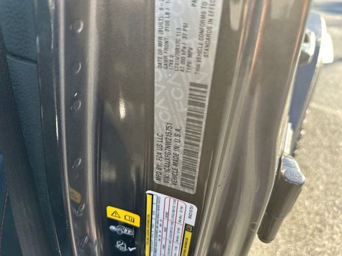 Used 2022 Jeep Wrangler Unlimited Rubicon w/ Xtreme Recon 35" Tire Package image 30