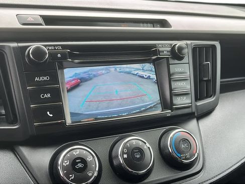 Used 2017 Toyota RAV4 LE image 16