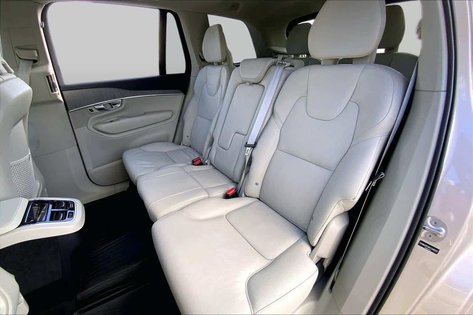 Used 2025 Volvo XC90 B6 Plus w/ Protection Package Premier AWD/4WD image 20