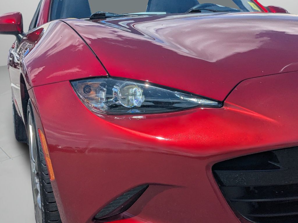 Used 2023 MAZDA MX-5 Miata Grand Touring w/ Weather Package RWD image 22