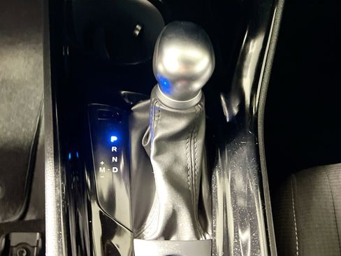 Used 2019 Toyota C-HR XLE image 25