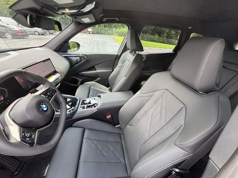 Used 2025 BMW X3 xDrive30i w/ Convenience Package image 11