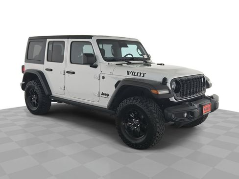 Used 2025 Jeep Wrangler Unlimited Sport AWD/4WD image 1