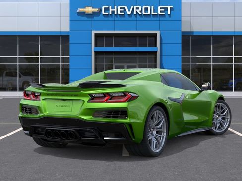 New 2027 Chevrolet Corvette Z06 w/ Stealth Interior Trim Package RWD image 4