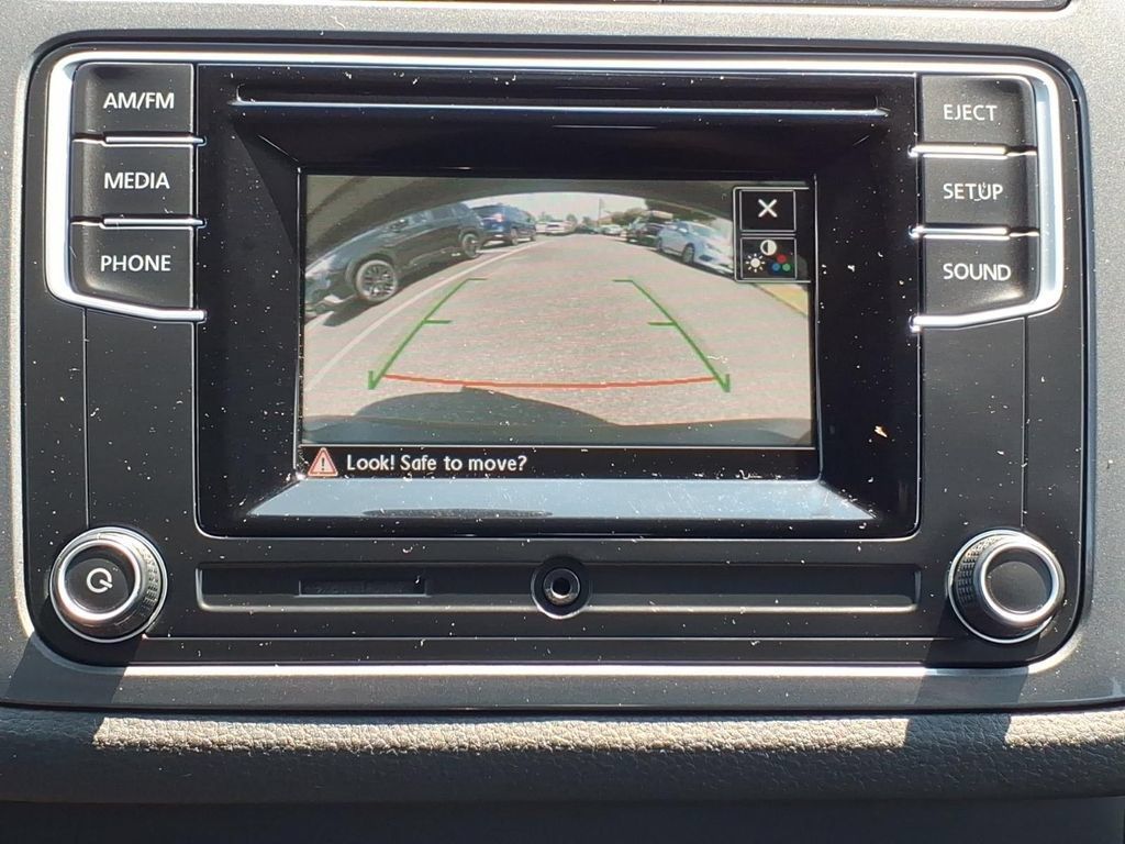 Used 2016 Volkswagen Tiguan S FWD image 9