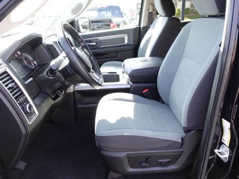 Used 2023 RAM 1500 Classic SLT w/ Electronics Convenience Group AWD/4WD image 19