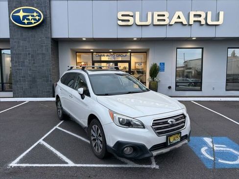 Used 2017 Subaru Outback 3.6R Touring AWD/4WD image 1