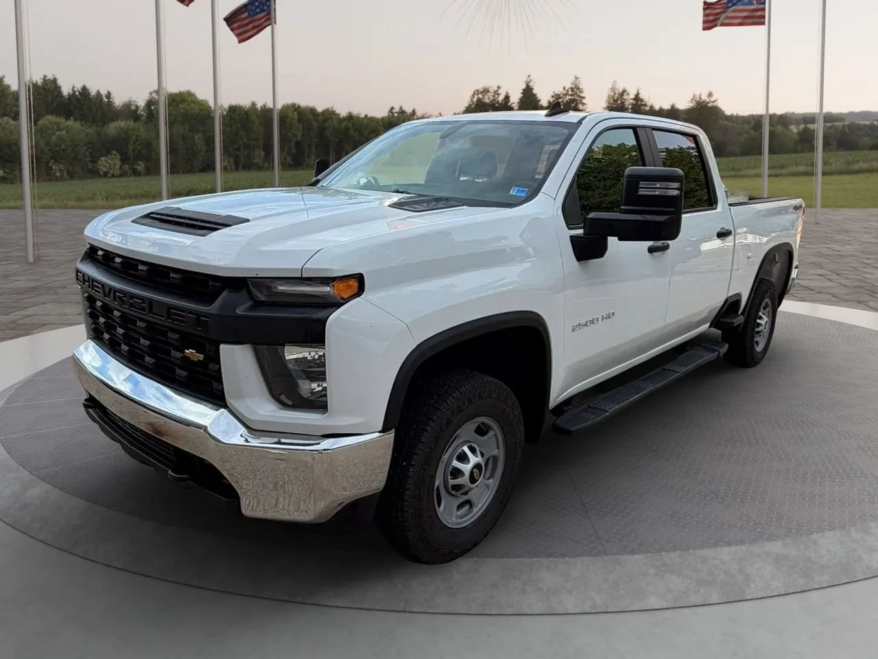 Used 2021 Chevrolet Silverado 2500 W/T w/ WT Convenience Package AWD/4WD image 1