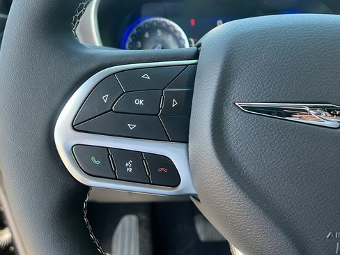 New 2026 Chrysler Voyager LX image 24