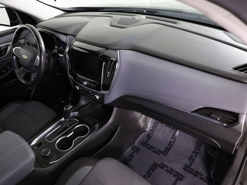 Used 2019 Chevrolet Traverse LT FWD image 29