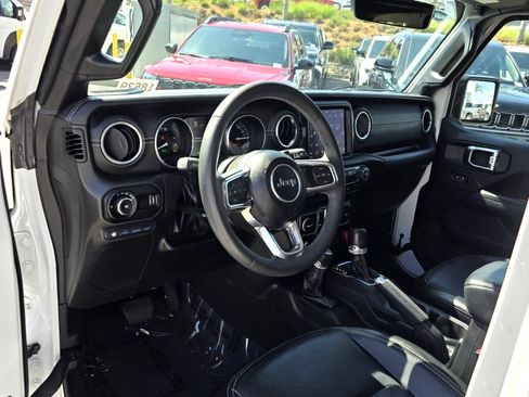 Certified 2023 Jeep Wrangler Unlimited Sahara AWD/4WD image 10