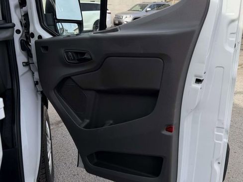 Used 2022 Ford Transit 250 Low Roof w/ Exterior Upgrade Package image 10