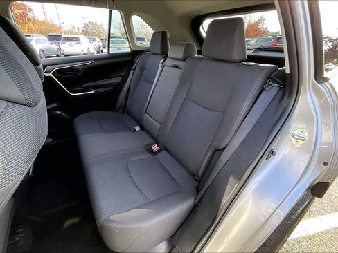 Certified 2024 Toyota RAV4 LE image 21