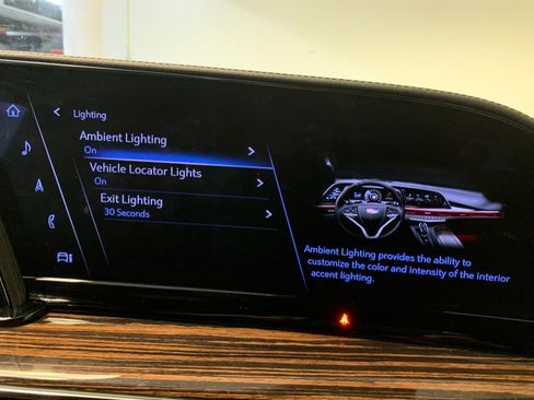 Used 2023 Cadillac Escalade Premium Luxury w/ Performance Package AWD/4WD image 52