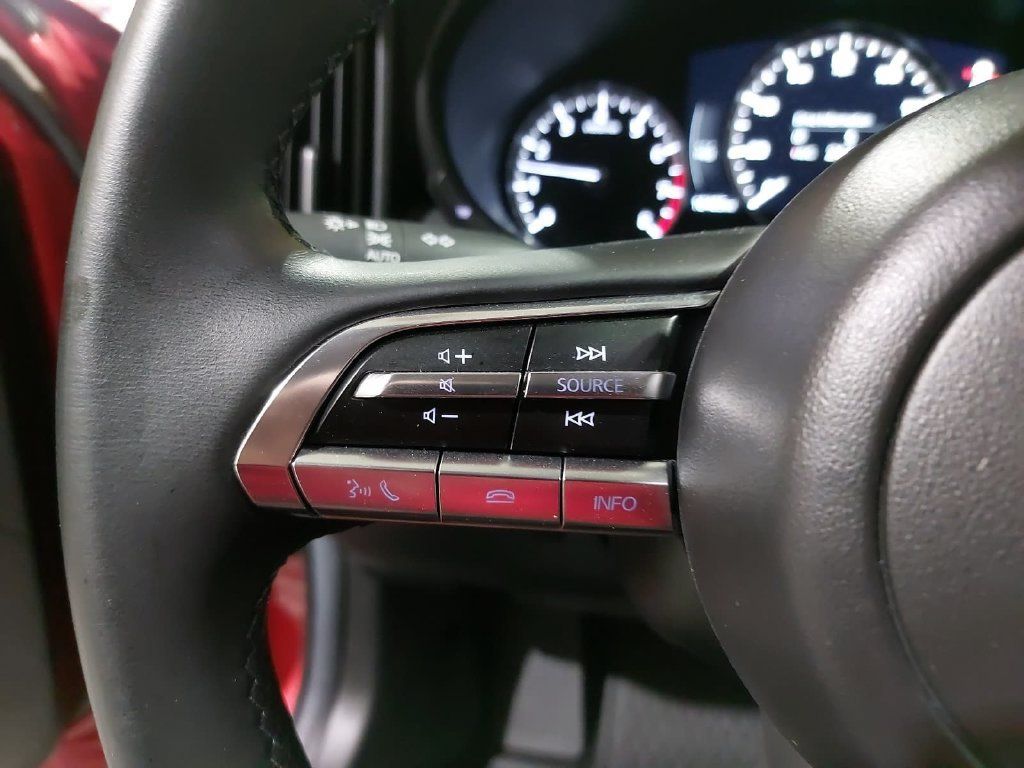 Used 2025 MAZDA CX-50 AWD 2.5 S w/ Cargo Package image 16
