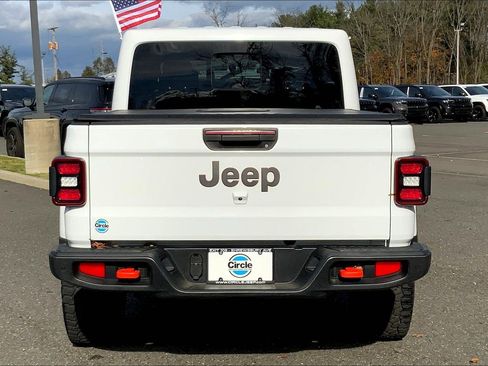 Certified 2022 Jeep Gladiator Mojave w/ Cold Weather Group image 4