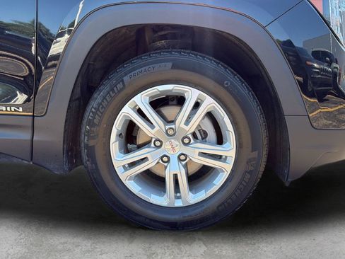 Used 2022 GMC Terrain SLE w/ Driver Convenience Package FWD image 24