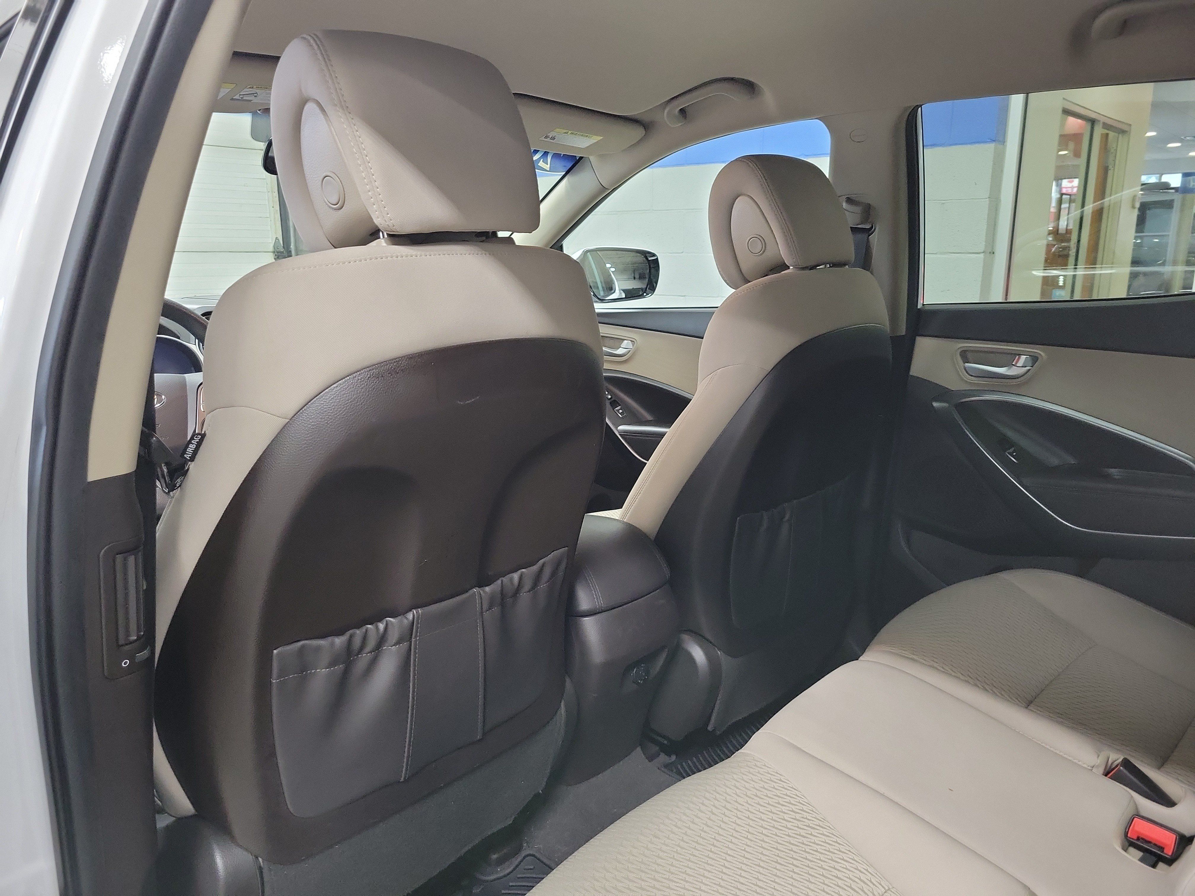 Used 2017 Hyundai Santa Fe Sport w/ 2.4L Value Package 06 FWD image 16