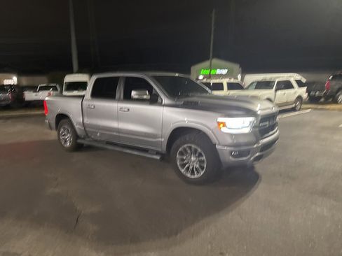 Used 2021 RAM 1500 Laramie w/ Sport Appearance Package image 17