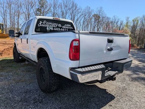 Used 2011 Ford F250 XLT w/ XLT Interior Pkg image 3