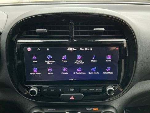Used 2023 Kia Soul GT-Line image 6