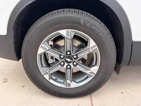 Used 2023 Chevrolet Blazer LT w/ Convenience Package FWD image 8