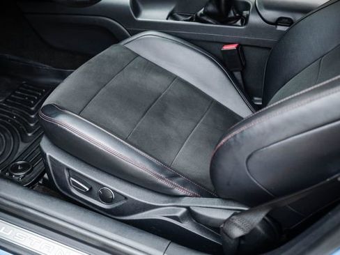 Used 2017 Ford Mustang GT Premium w/ Equipment Group 401A RWD image 59