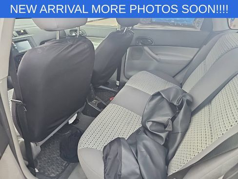 Used 2007 Ford Focus S FWD image 13