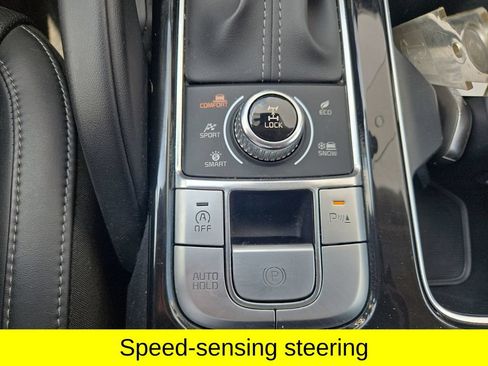 Used 2025 Kia Telluride S AWD/4WD image 28