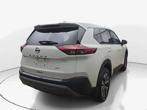 Used 2021 Nissan Rogue SV FWD image 6