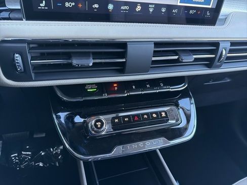 New 2026 Lincoln Corsair Premiere image 13