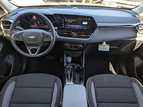 New 2026 Chevrolet TrailBlazer LT w/ Convenience Package FWD image 17