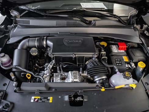 New 2025 Jeep Compass Limited w/ Sun & Sound Group image 18