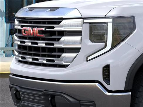 New 2026 GMC Sierra 1500 SLE AWD/4WD image 13