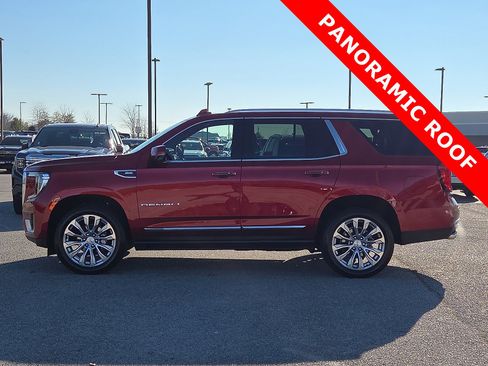 Used 2024 GMC Yukon Denali image 3