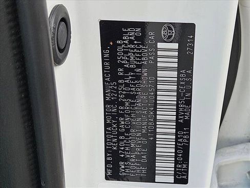 Used 2026 Toyota Camry SE w/ Multimedia Upgrade Package image 17