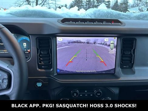 New 2025 Ford Bronco Badlands w/ Sasquatch Package AWD/4WD image 16
