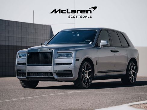 Used 2023 Rolls-Royce Cullinan Black Badge w/ Driver's Package image 3