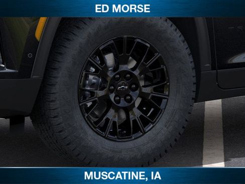 New 2026 Chevrolet Traverse Z71 w/ Enhanced Driving Package image 9