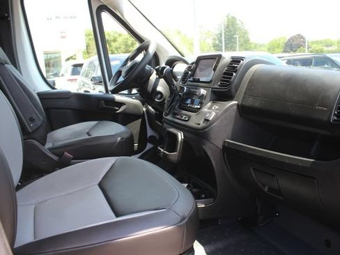 Used 2025 RAM ProMaster 2500 w/ Convenience Group FWD image 28