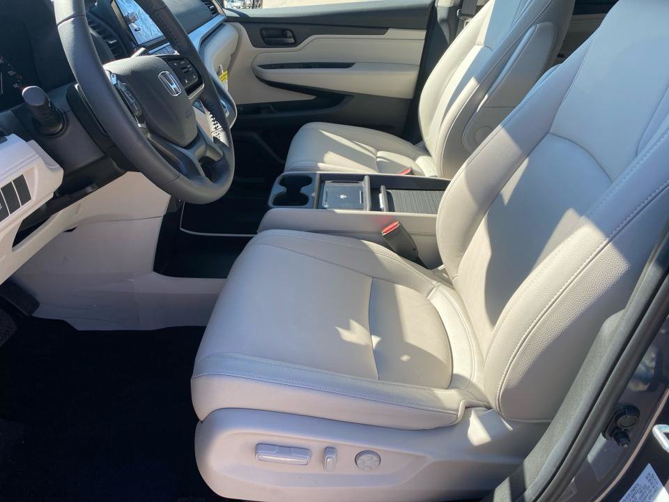 Certified 2026 Honda Odyssey EX-L image 30