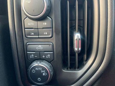 Used 2021 Chevrolet Silverado 1500 Custom Trail Boss image 23