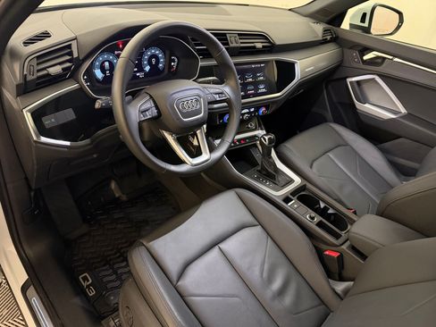 Used 2022 Audi Q3 2.0T Premium AWD/4WD image 4