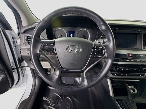 Used 2017 Hyundai Sonata Sport w/ Value Edition Package 02 image 13