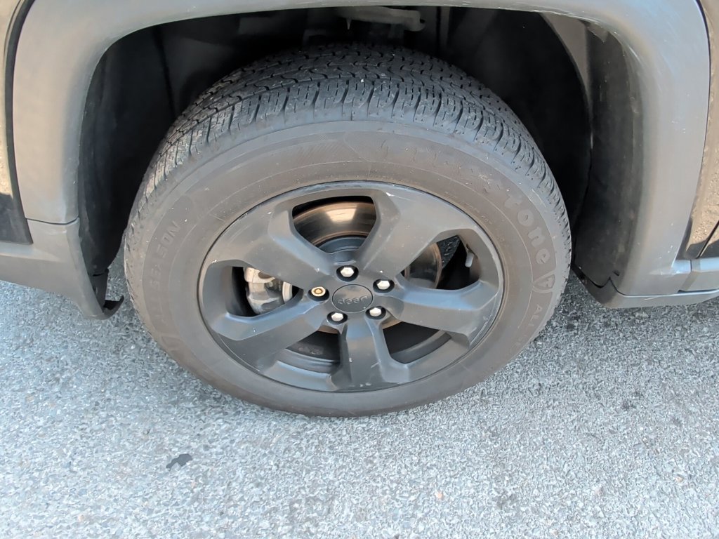 Certified 2019 Jeep Compass Latitude AWD/4WD image 9