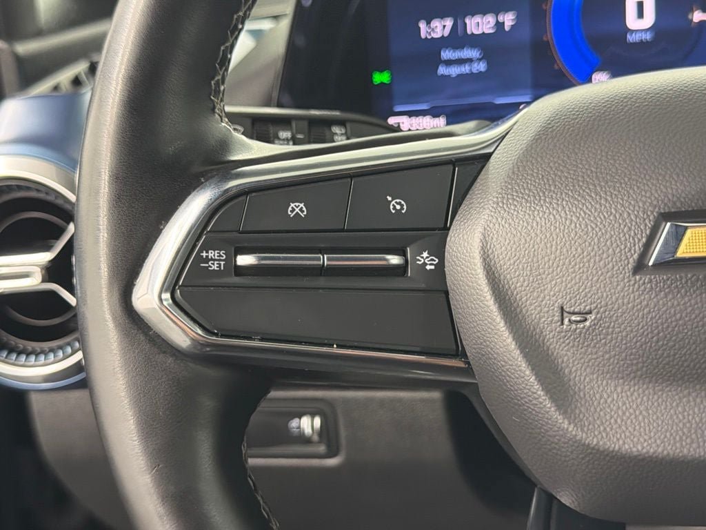 Used 2024 Chevrolet Equinox EV LT FWD image 26