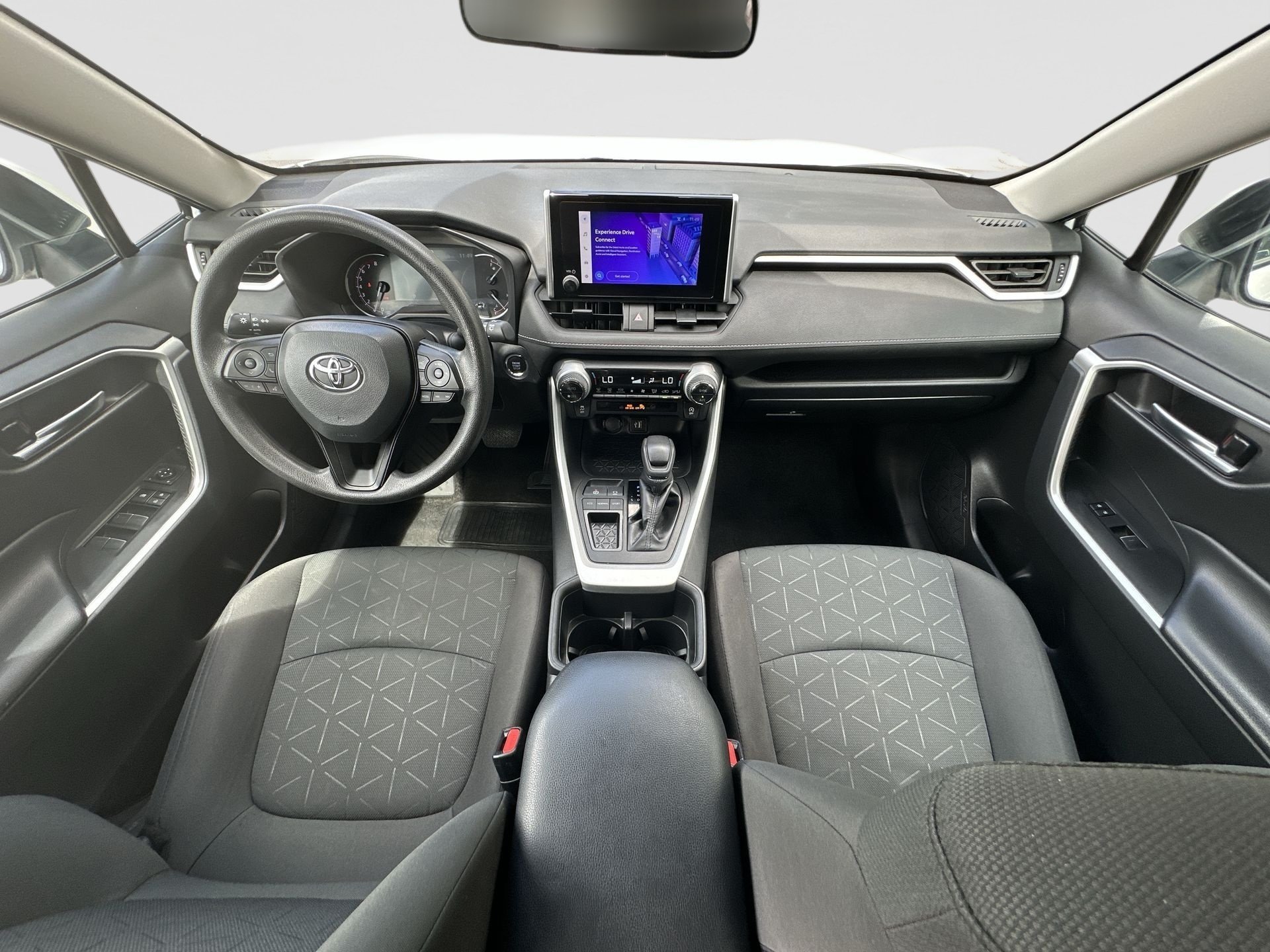 Used 2024 Toyota RAV4 XLE FWD image 20