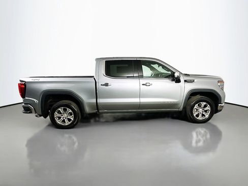 Used 2025 GMC Sierra 1500 SLT AWD/4WD image 7