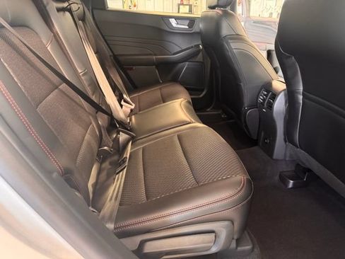 Used 2026 Ford Escape ST-Line Select w/ Tech Pack #1 AWD/4WD image 17